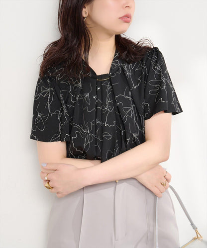 金屬條裝飾 蝴蝶結設計 女襯衫