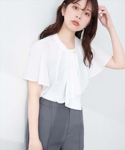金屬條裝飾 蝴蝶結設計 女襯衫