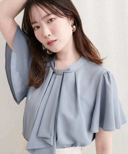 金屬條裝飾 蝴蝶結設計 女襯衫
