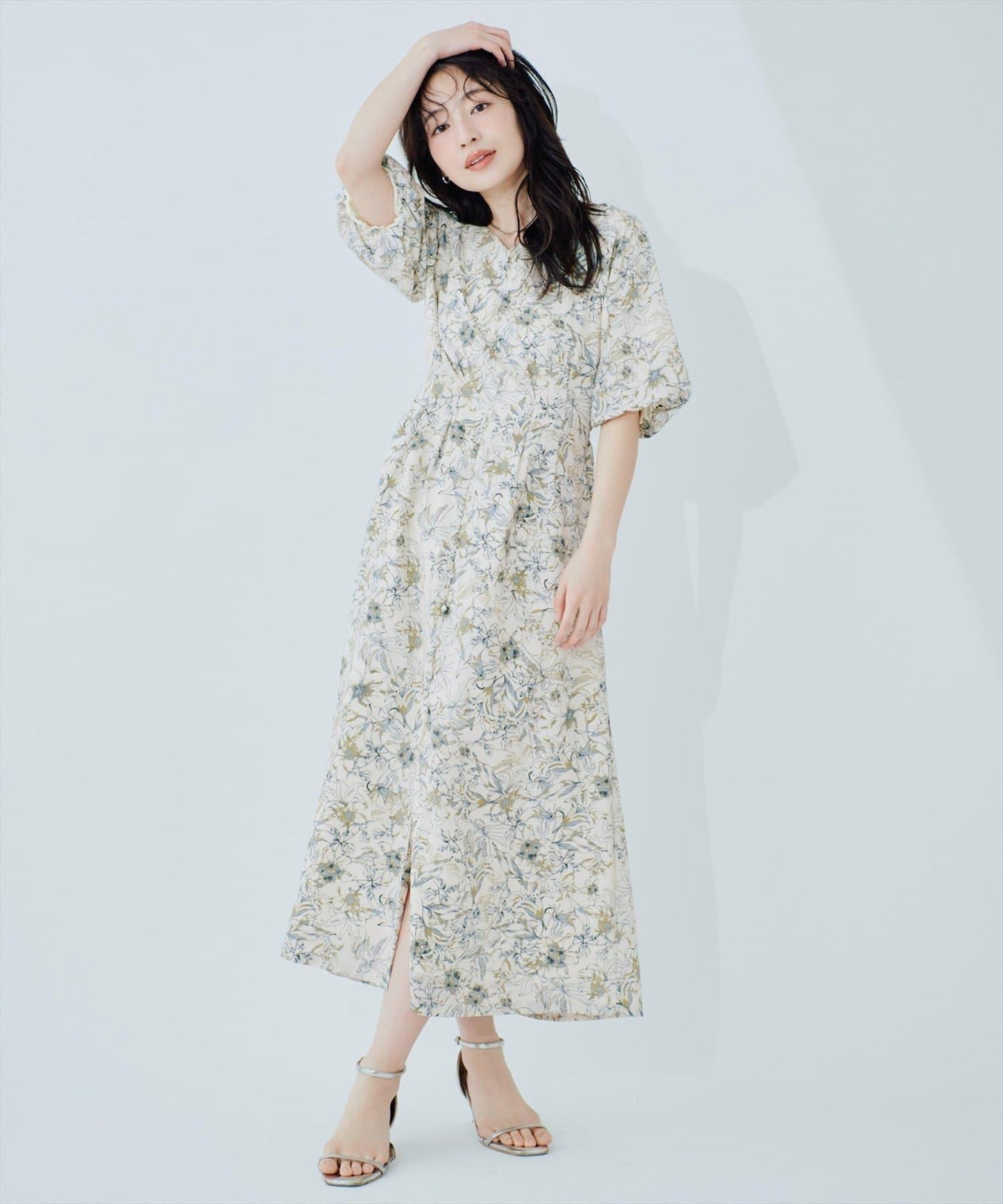 泡泡袖少女風連衣裙