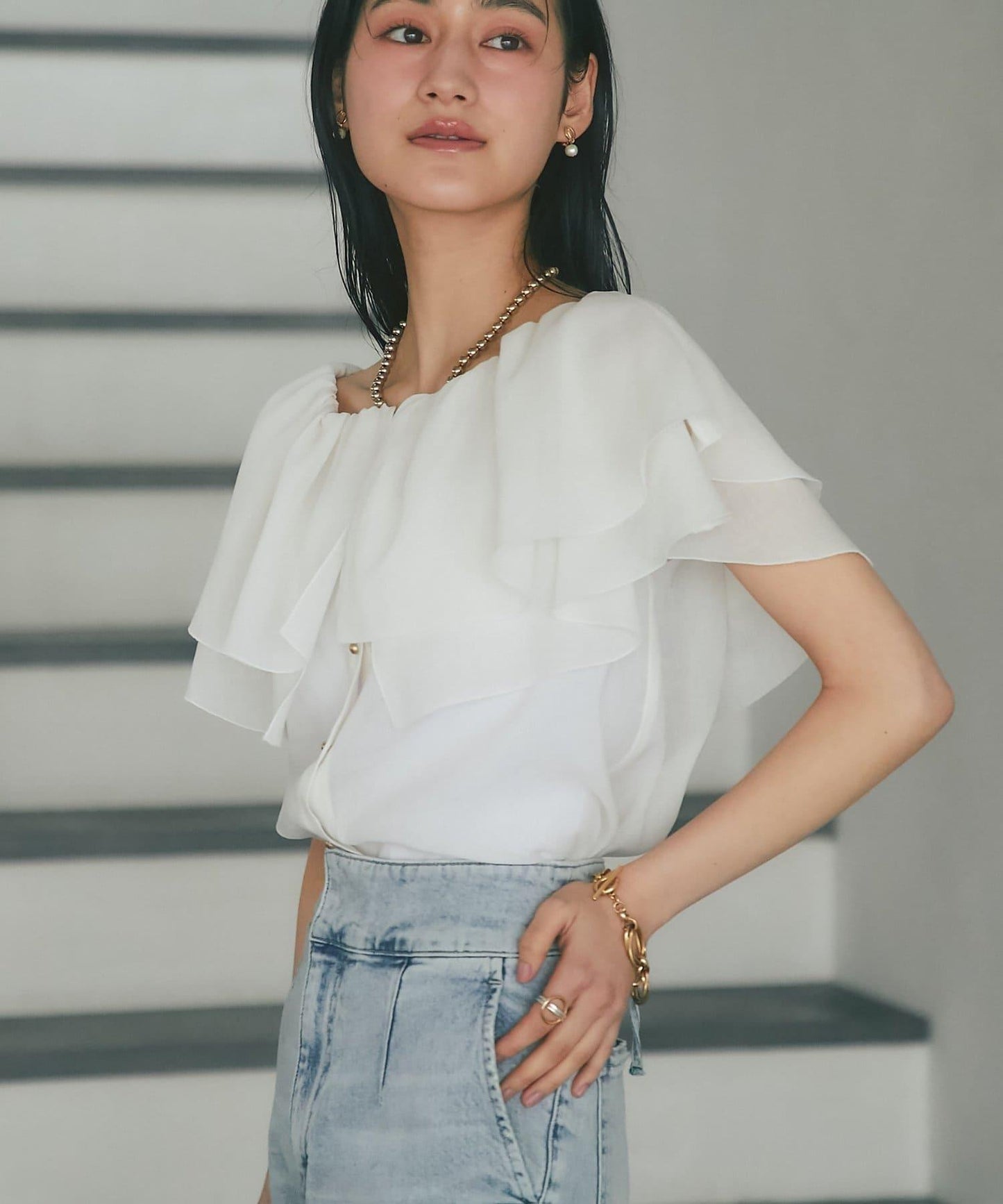 披肩風無袖設計 女式襯衫