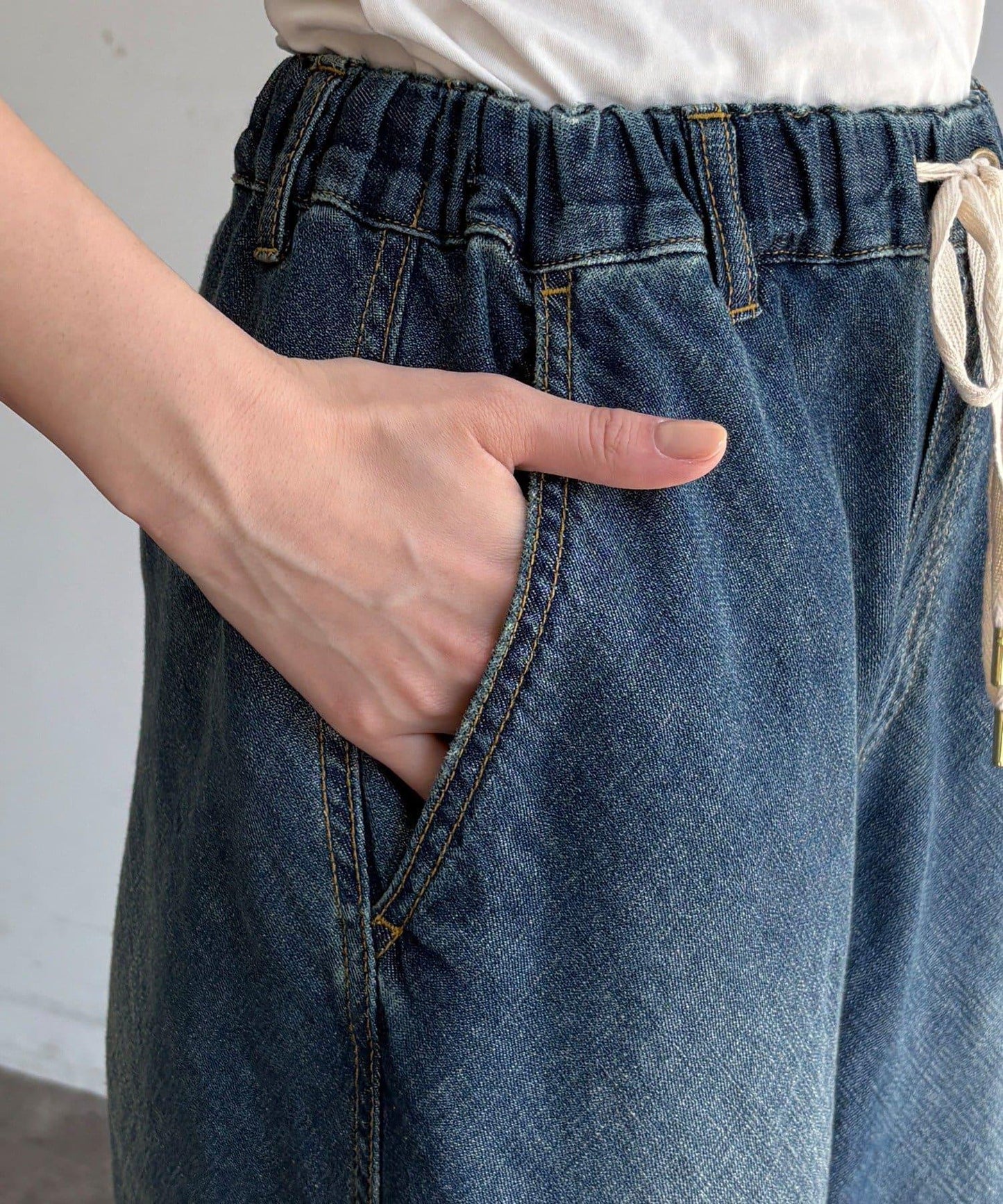 顯腿部修飾 斜紋牛仔 褲子