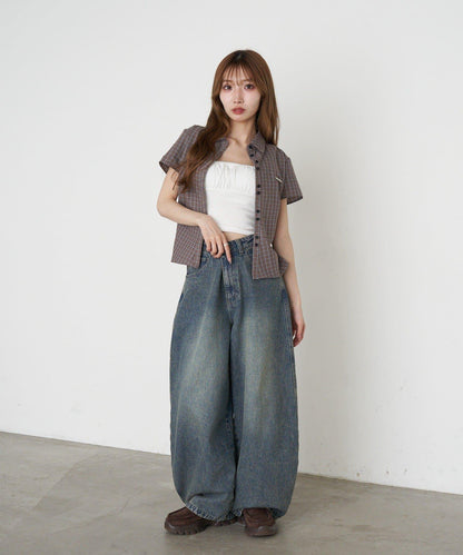 胸部刺繡 合身版型 短袖襯衫