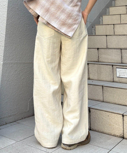 冷感材質男女同款 闊腿 2褶設計 人造絲尼龍面料 西裝褲