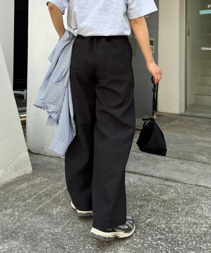 冷感材質男女同款 闊腿 2褶設計 人造絲尼龍面料 西裝褲