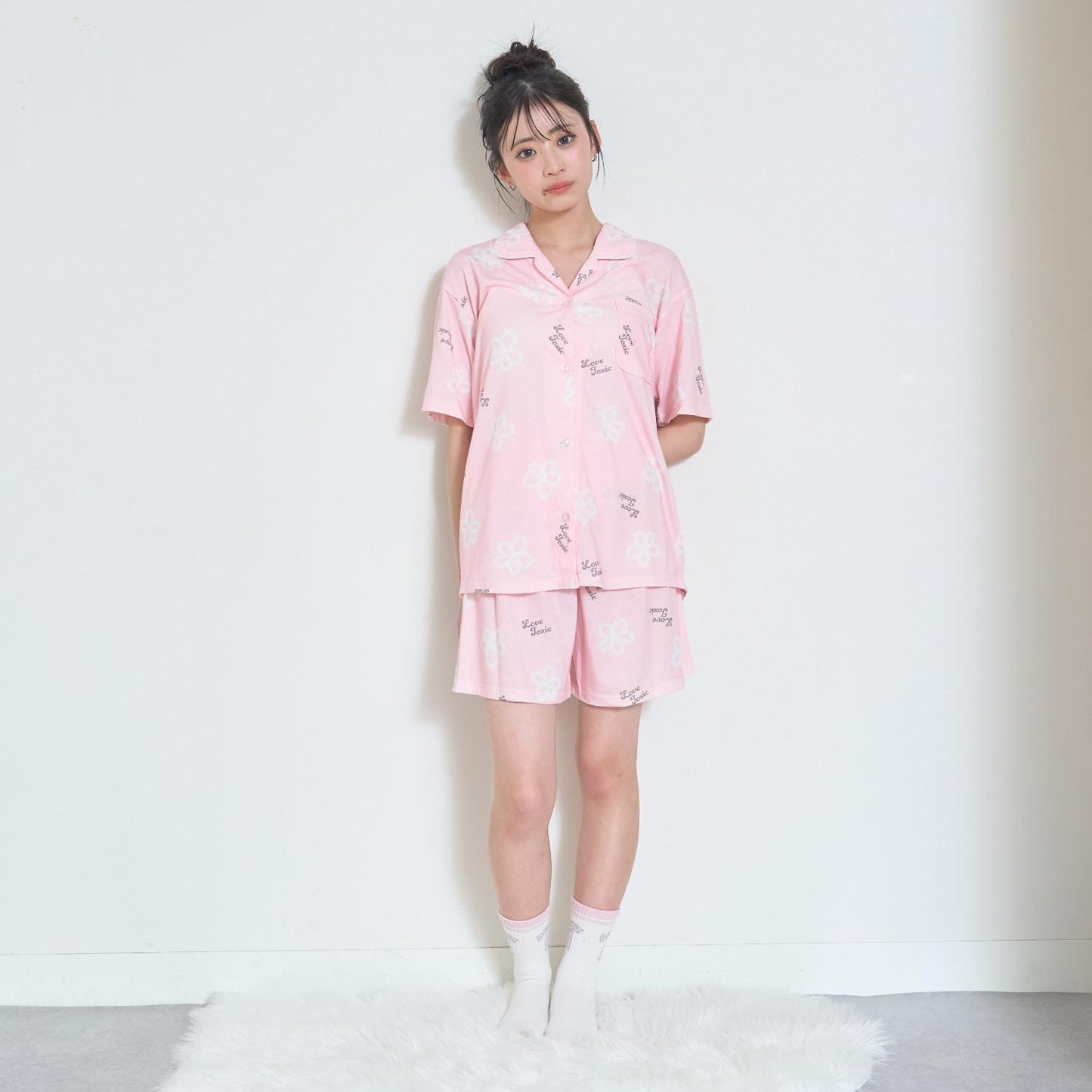 滿印短袖襯衫短褲家居服套裝