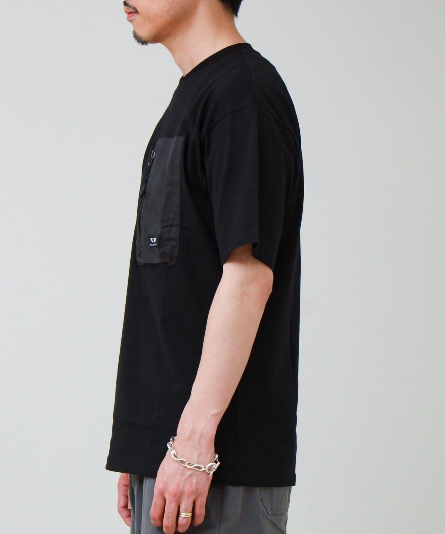 TAION MOUNTAION POCKET T-SH 口袋T恤