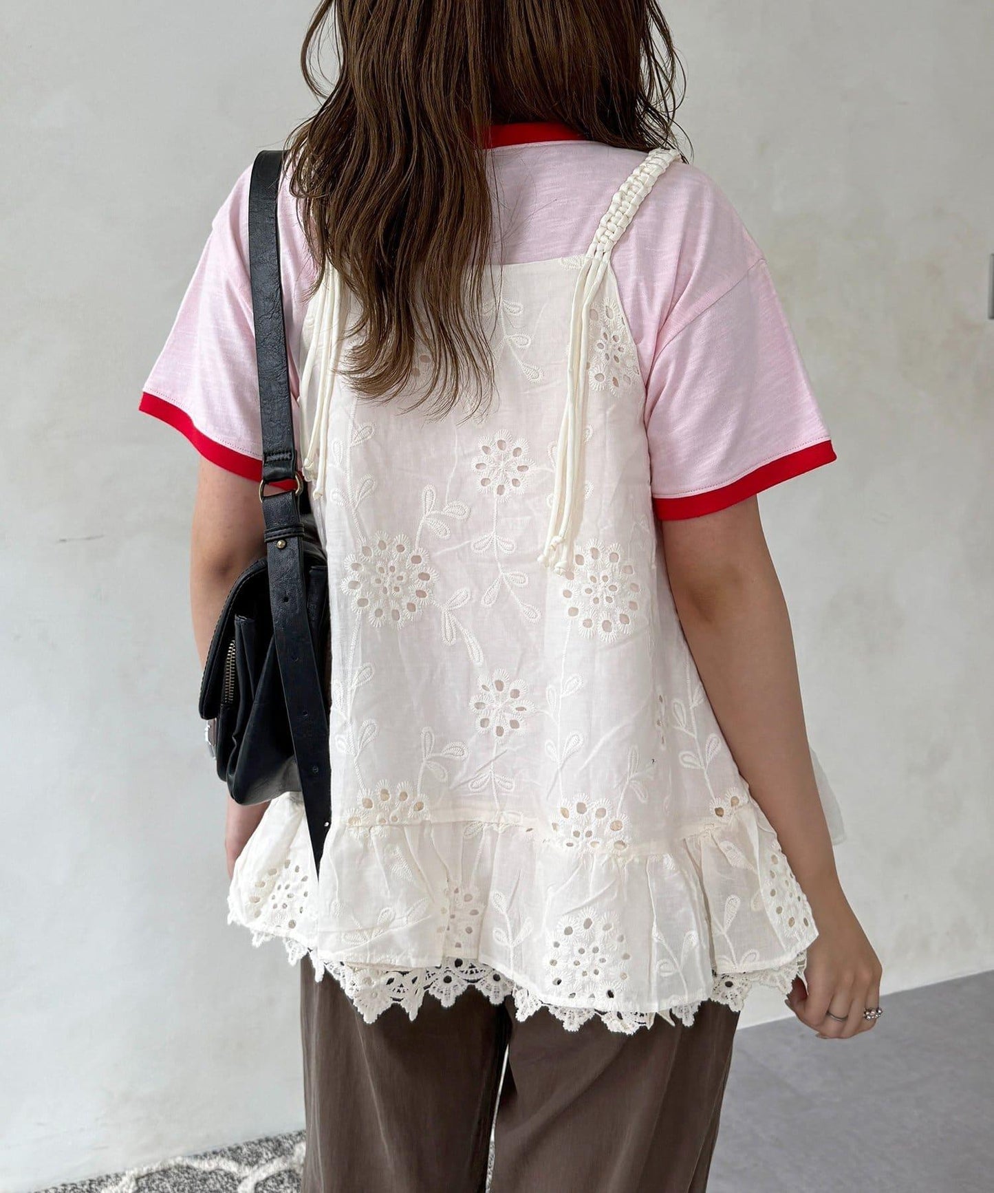 繩編刺繡蕾絲吊帶背心