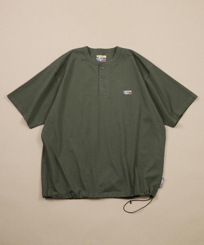 FREAK'S STORE for BEACH & FES リラックスフィット ワンポイントロゴ スピンドル ヘンリーネックTシャツ