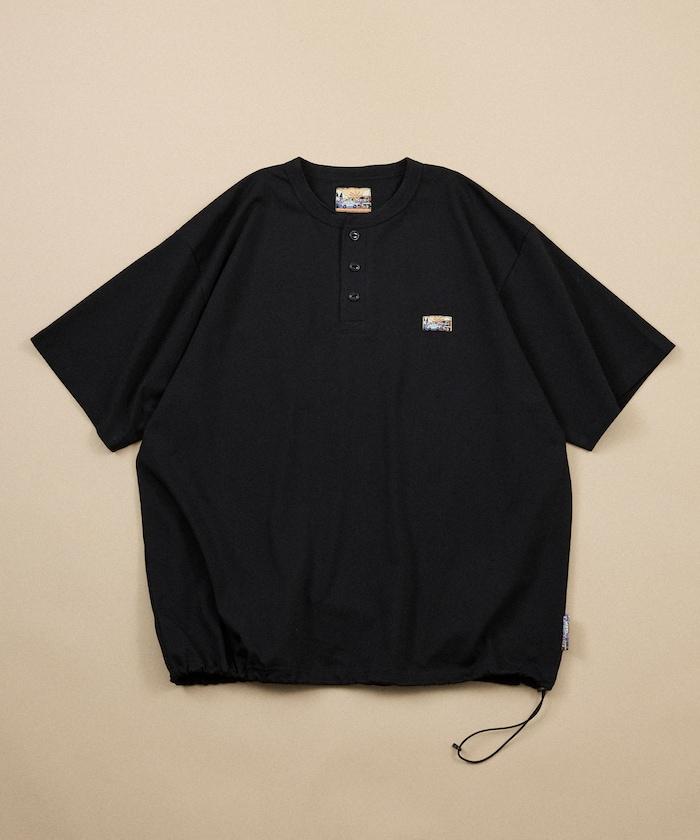 FREAK'S STORE for BEACH & FES リラックスフィット ワンポイントロゴ スピンドル ヘンリーネックTシャツ