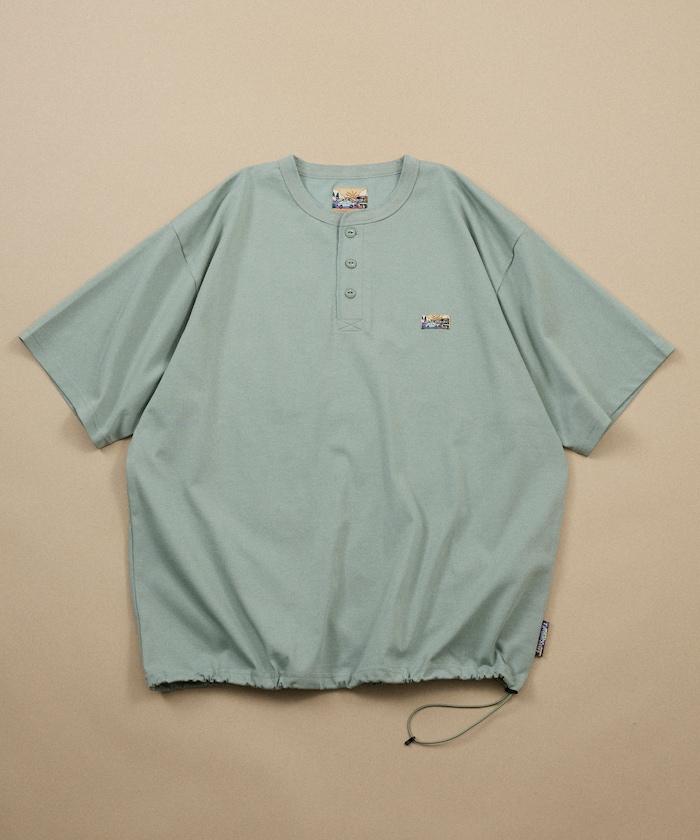 FREAK'S STORE for BEACH & FES リラックスフィット ワンポイントロゴ スピンドル ヘンリーネックTシャツ