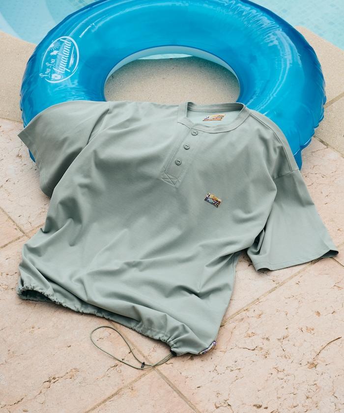 FREAK'S STORE for BEACH & FES リラックスフィット ワンポイントロゴ スピンドル ヘンリーネックTシャツ