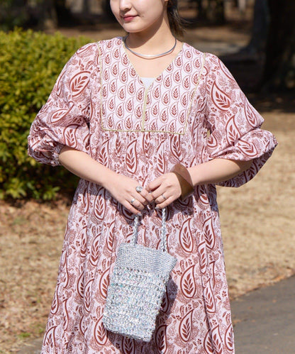 Aguni 葉子印花蓬鬆連衣裙