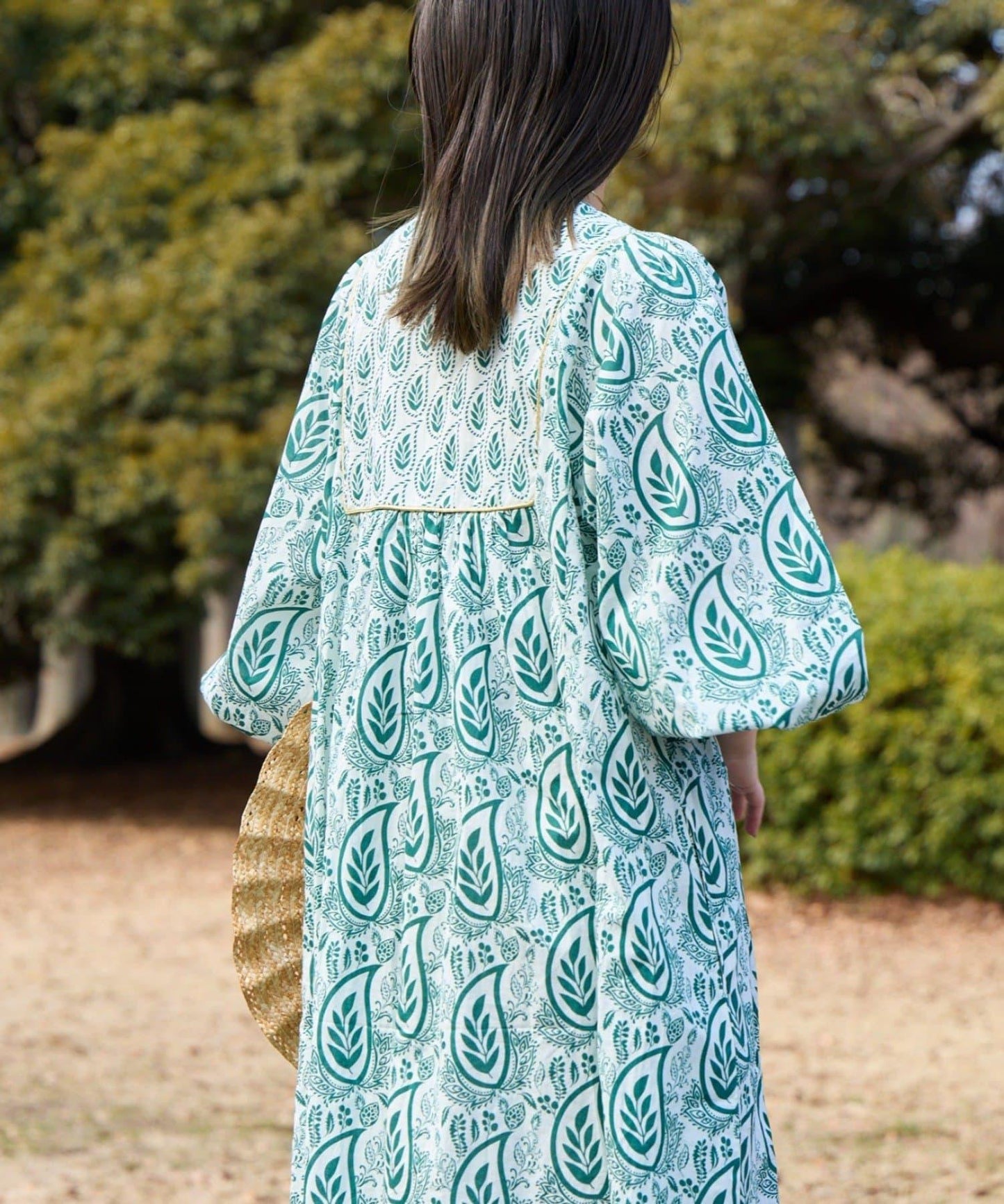 Aguni 葉子印花蓬鬆連衣裙