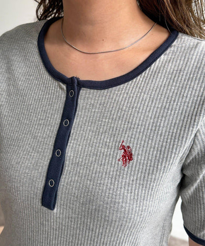 U.S. POLO ASSN. 亨利領羅紋短袖T恤