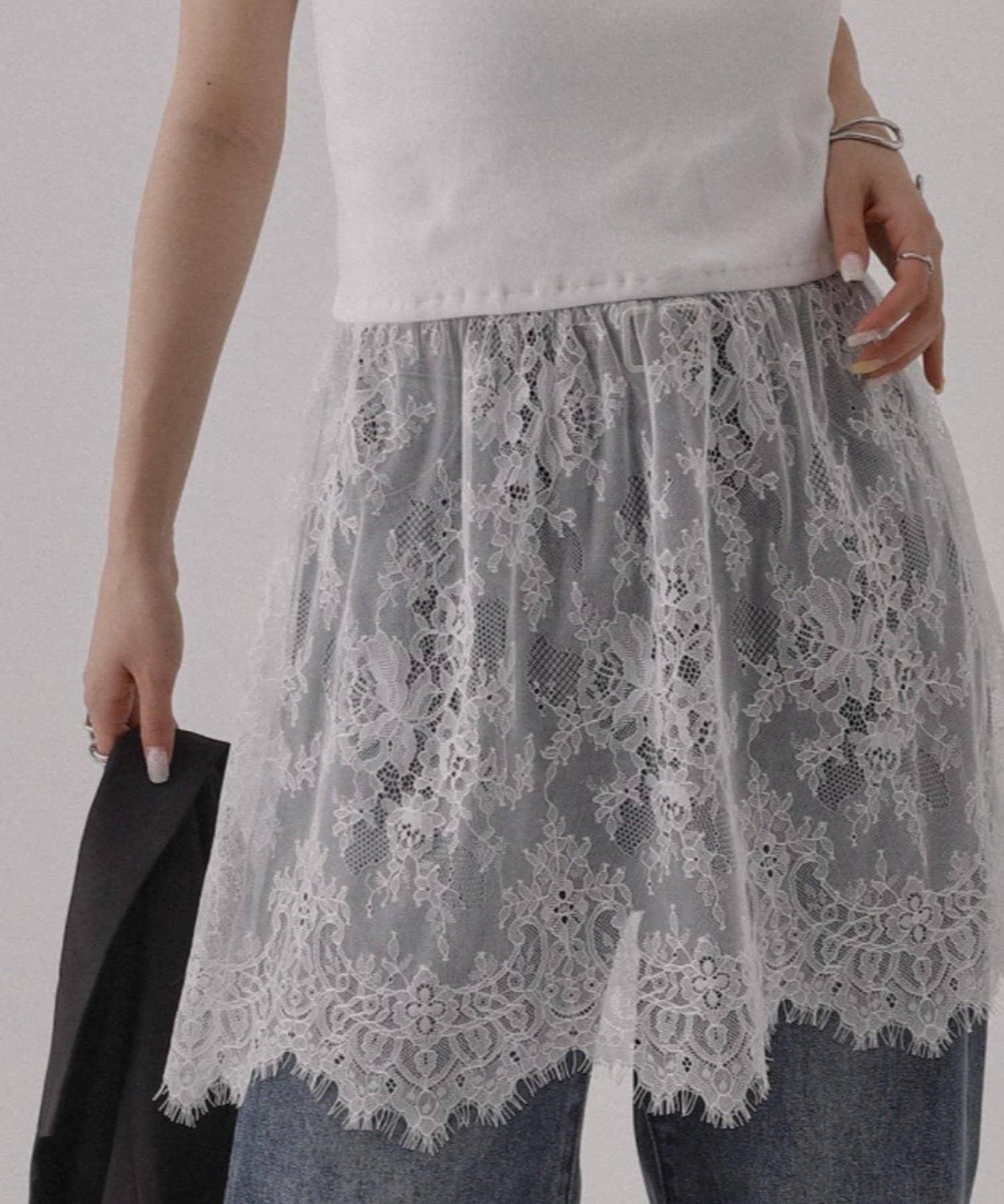 眼睫毛蕾絲拼接吊帶背心