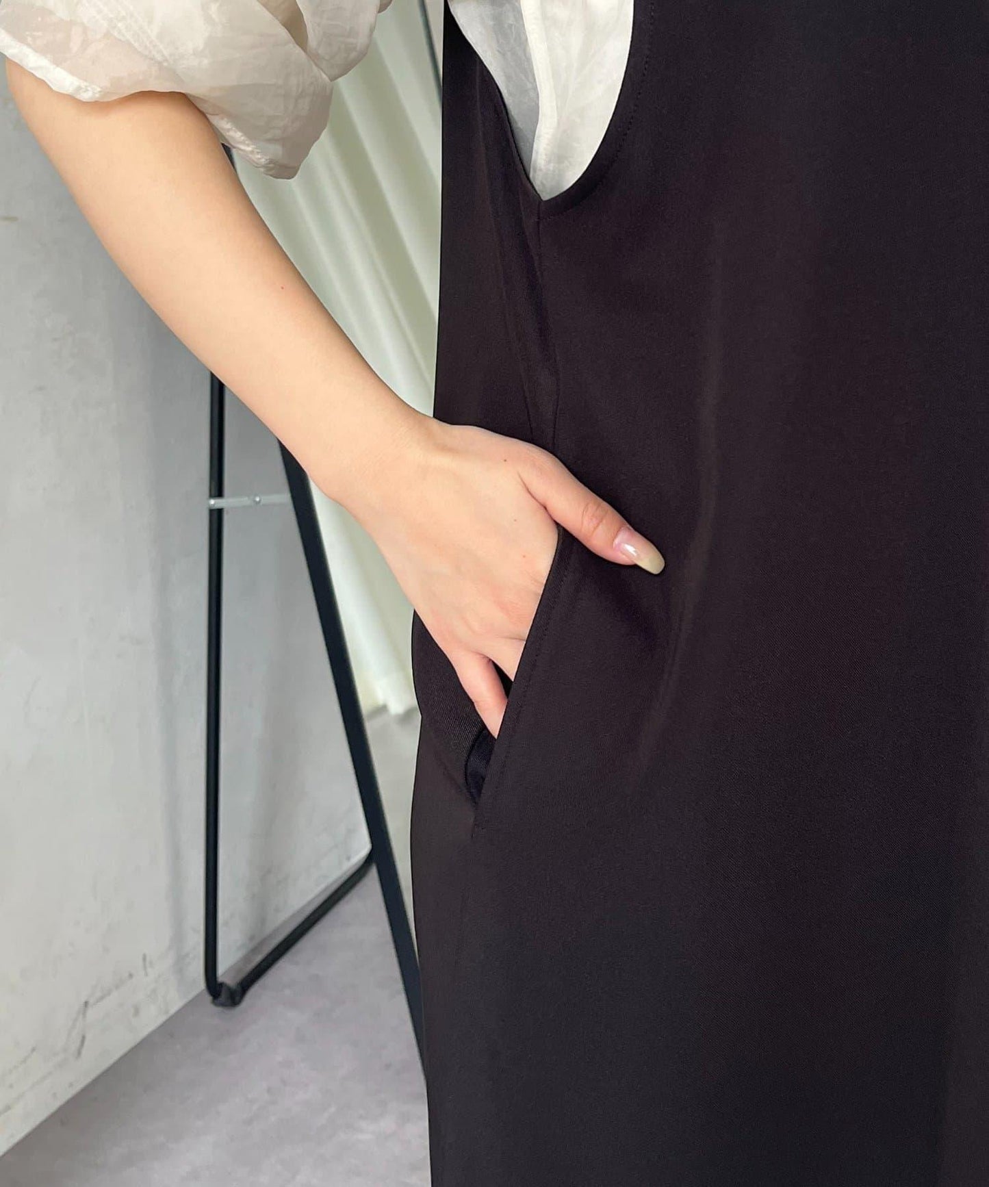 透紗襯衫套裝 鑰匙領 箱褶 連衣裙