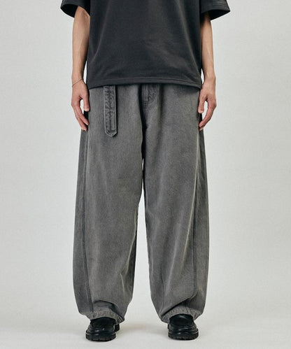 BELTED WIDE DENIM 腰帶設計闊腿牛仔褲