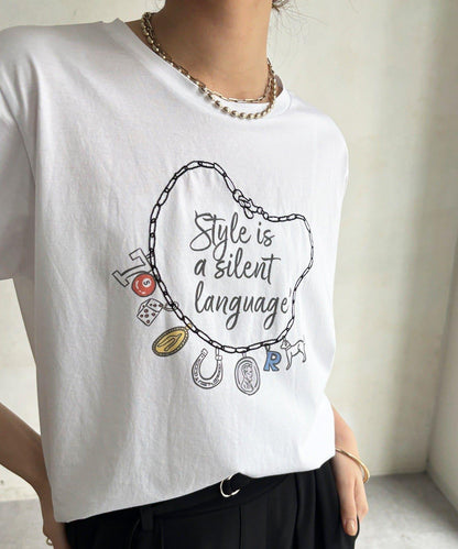 刺繡印花吊飾插畫 T恤