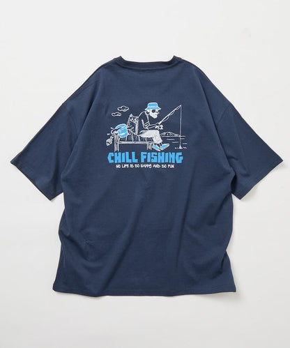 寬鬆版型 背部CHILL FISHING MAN印花 圓領T恤