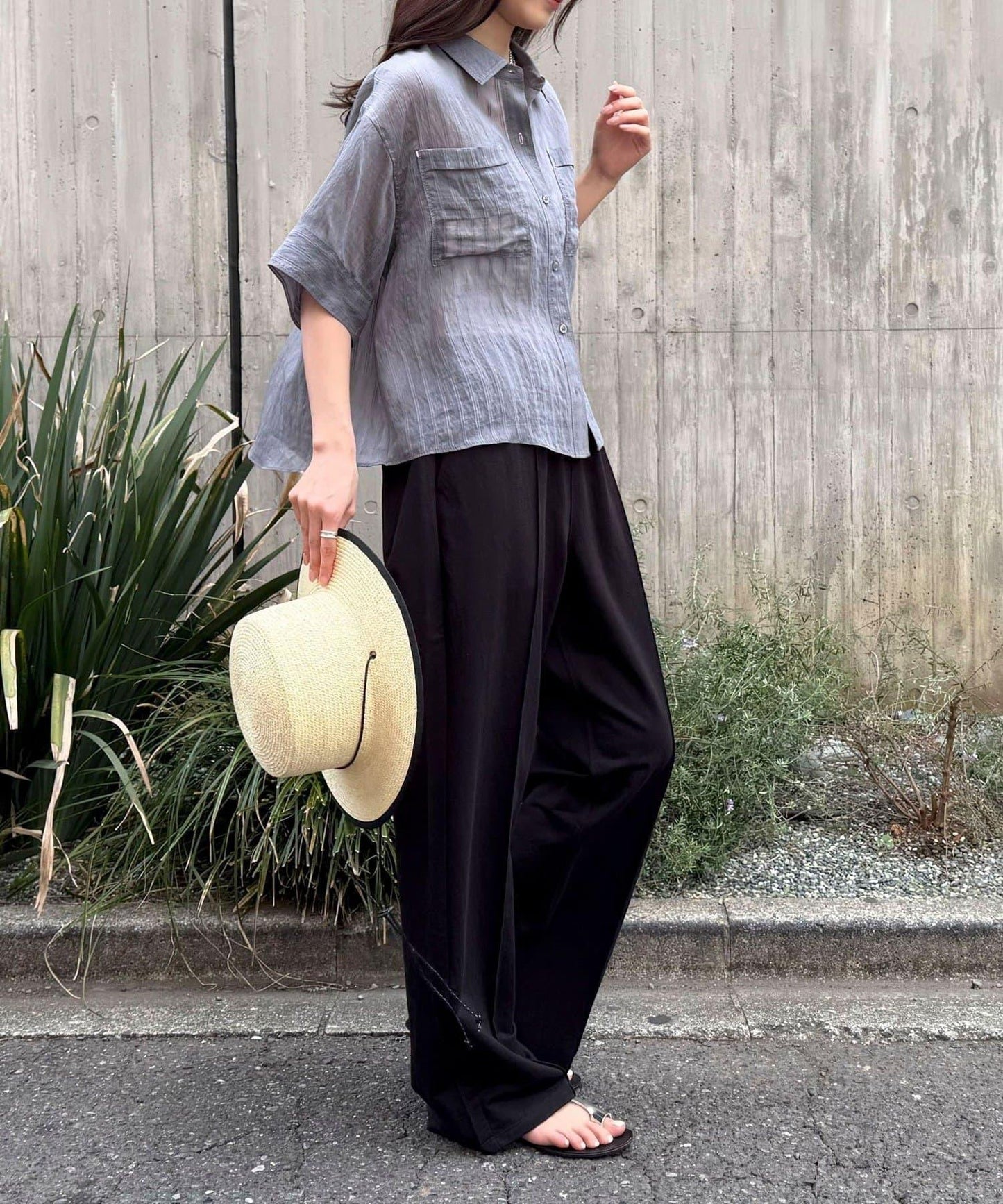 亞麻混高密織中心線褲子