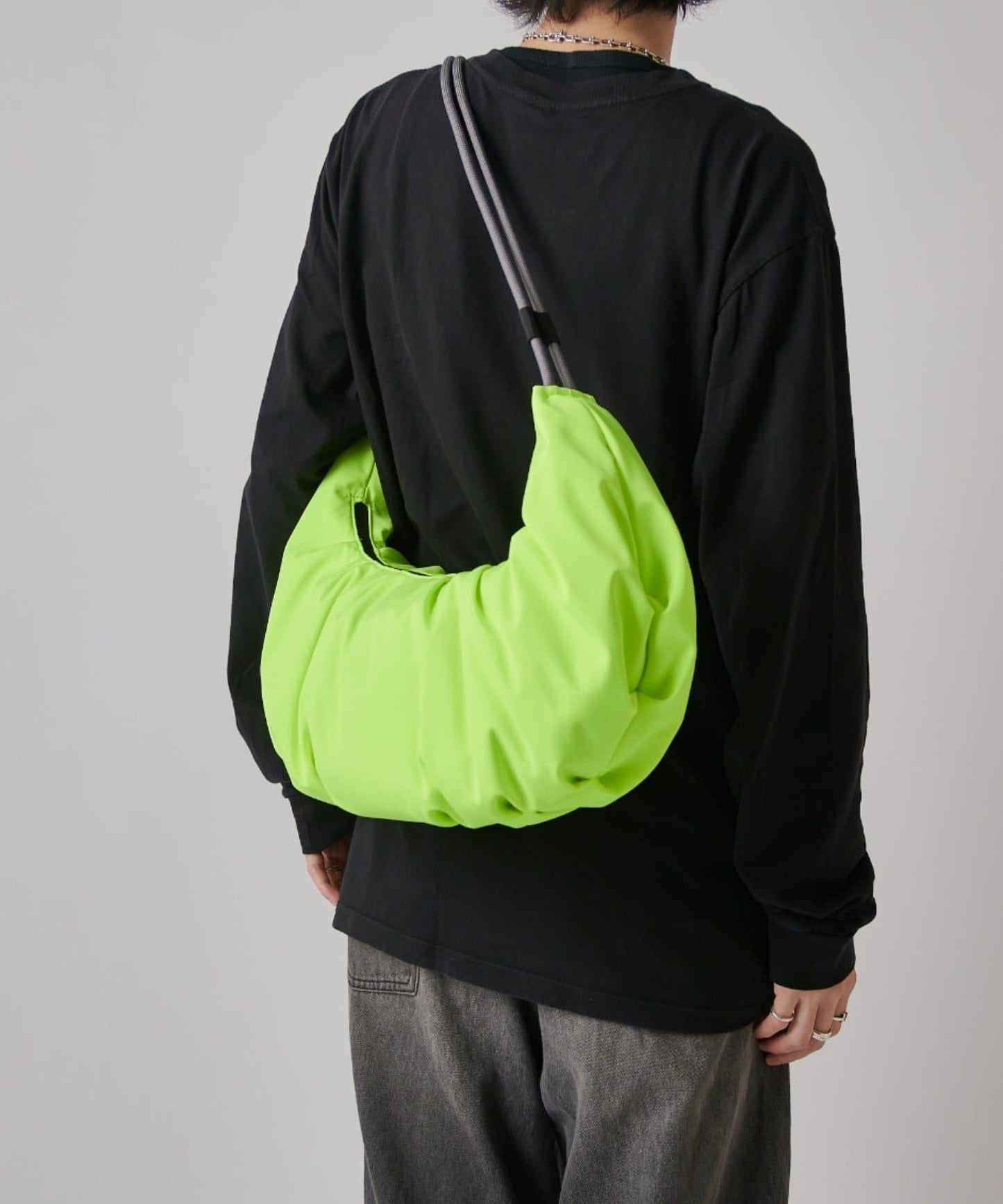 SML code Croissant Shoulder 肩包 L款