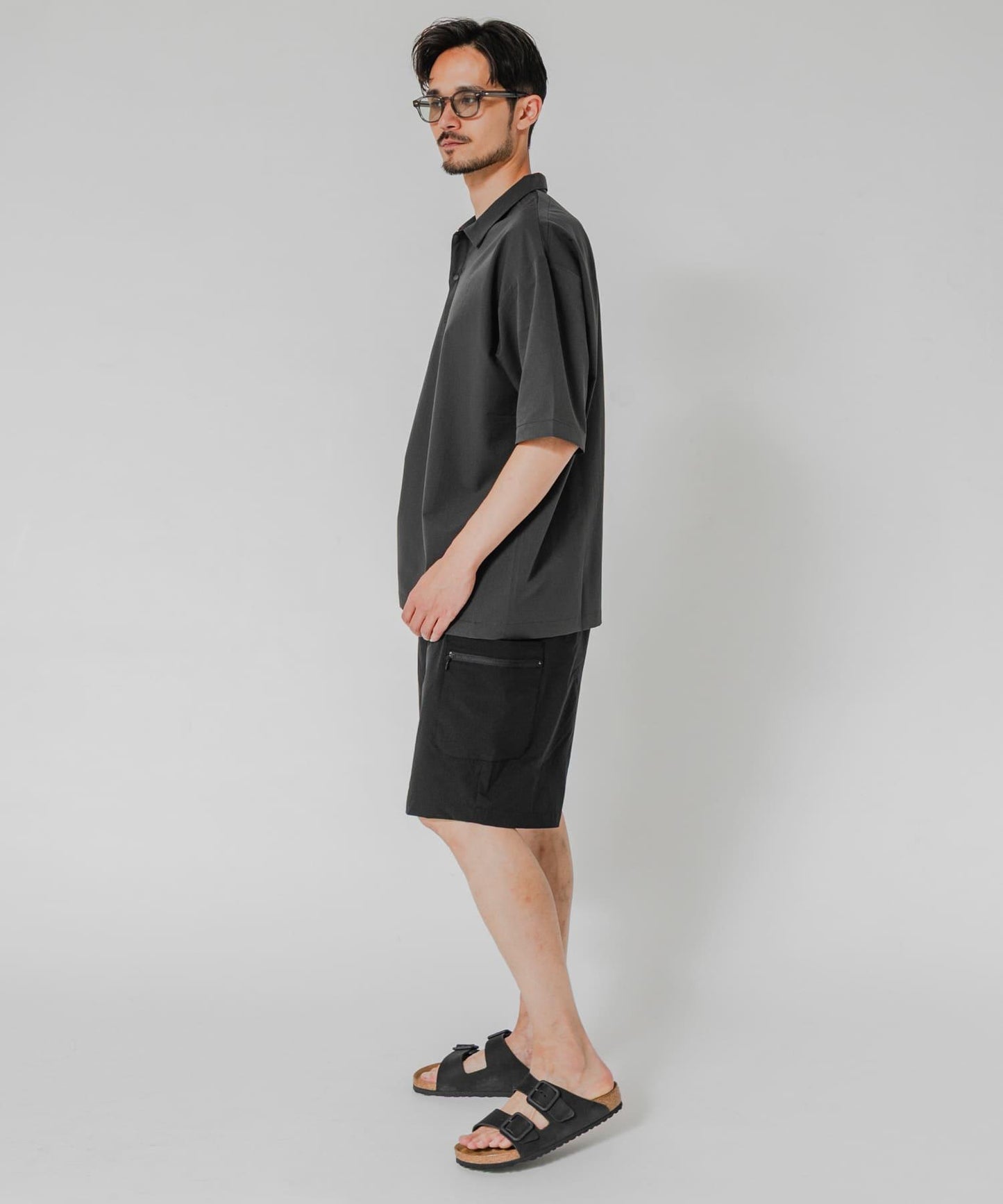 COOL DOTS EASY SHORTS 休閒短褲