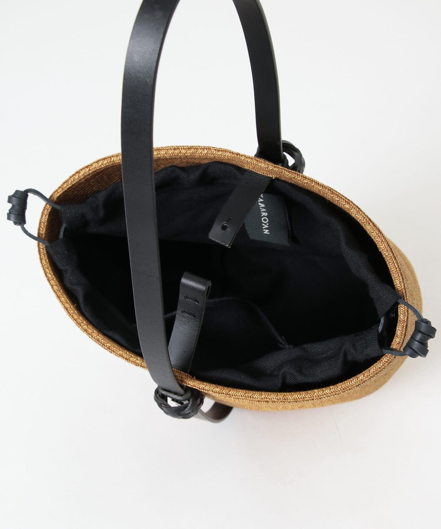 KAMARO’AN KORENG 水桶包