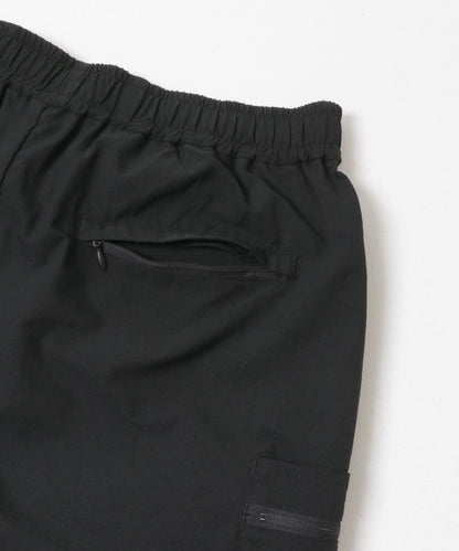 COOL DOTS EASY SHORTS 休閒短褲