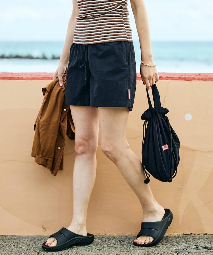 Beach & Festival 鬆緊腰 附束口收納袋 再生尼龍 休閒短褲