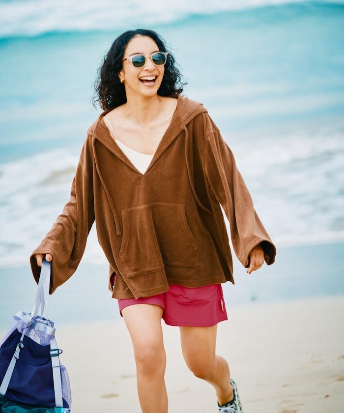 Beach & Festival 鬆緊腰 附束口收納袋 再生尼龍 休閒短褲