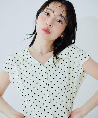 寬鬆復古波浪花邊襯衫