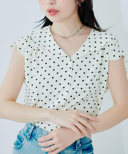寬鬆復古波浪花邊襯衫