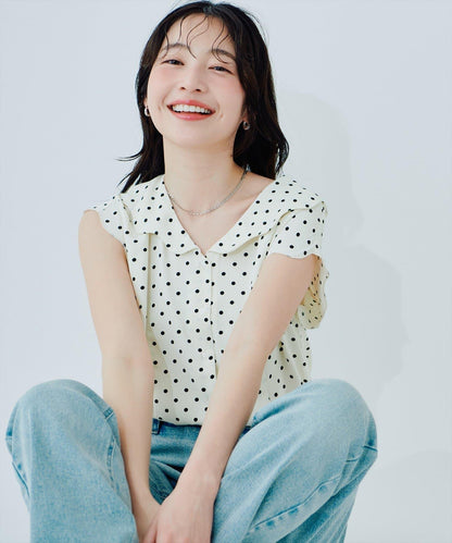 寬鬆復古波浪花邊襯衫