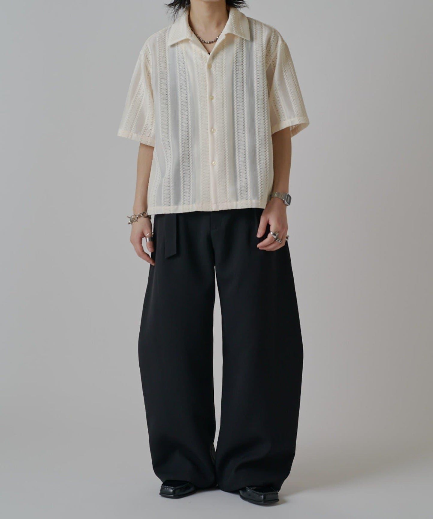 毛感蕾絲開領襯衫