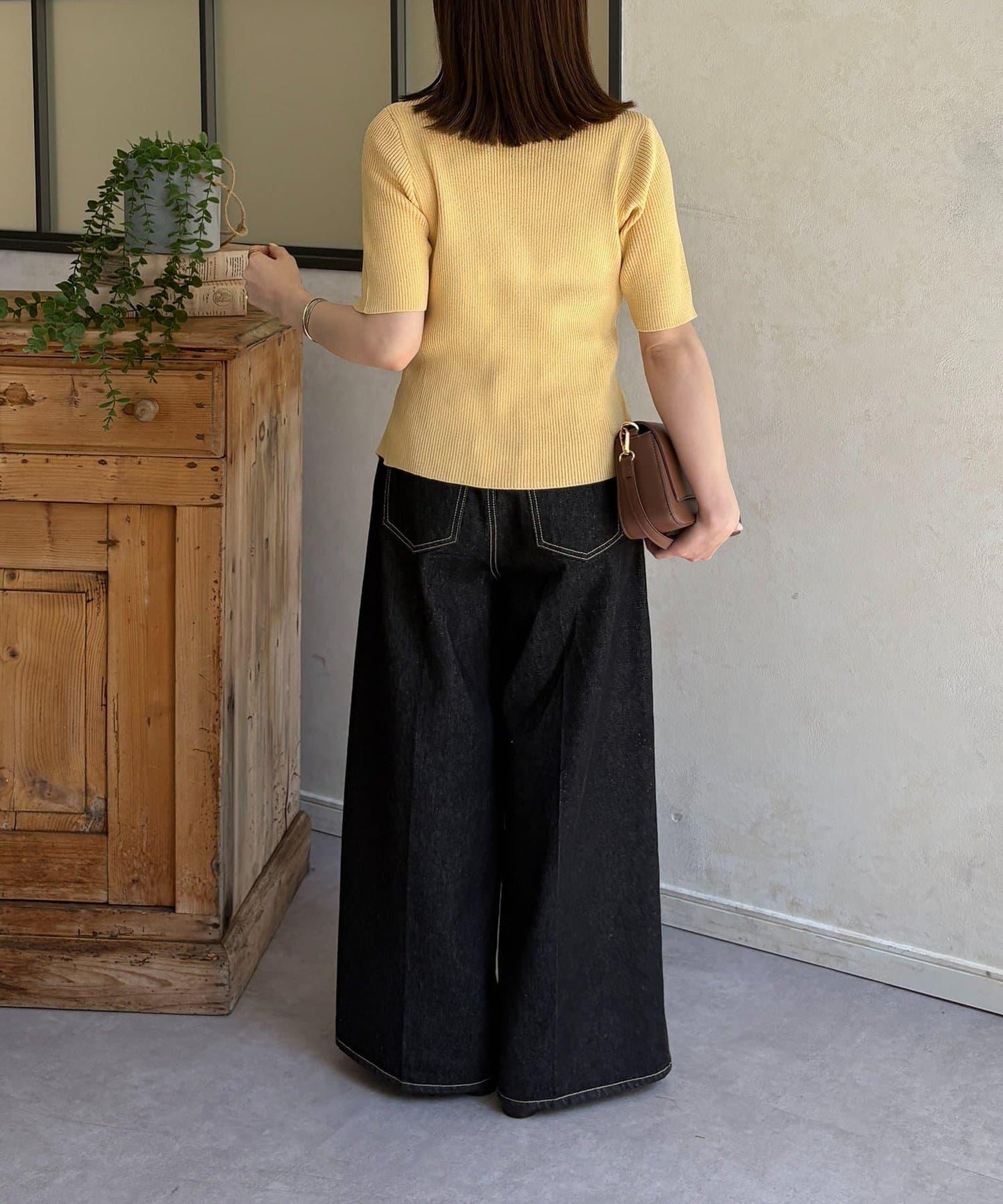 雙色不對稱領短袖針織上衣