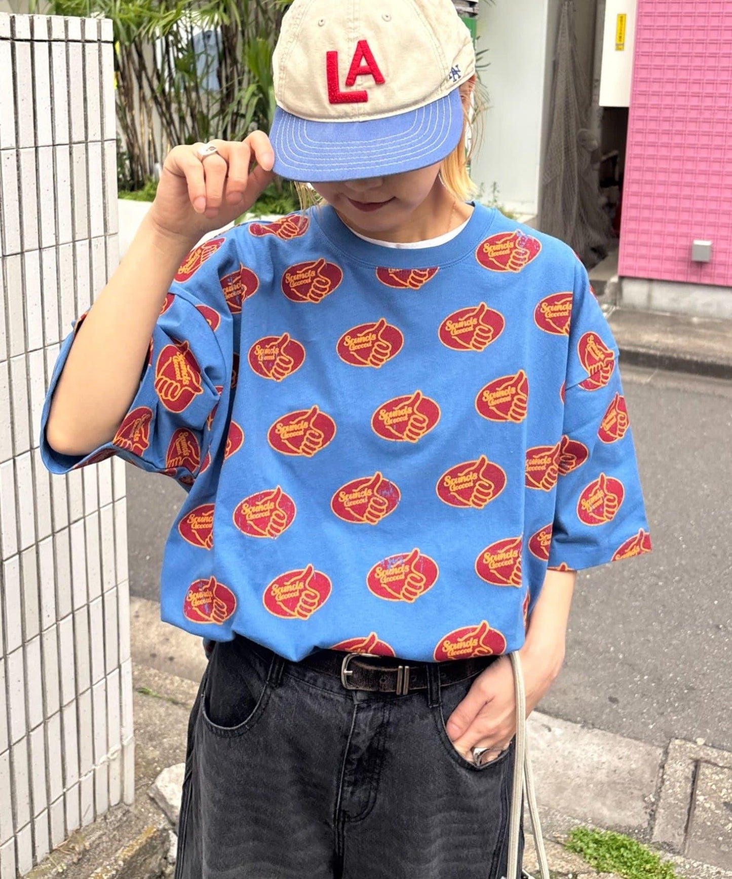 SOUNDS GOOOOD GOODTEE 滿版印花T恤