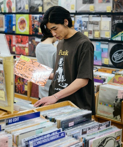 限定聯名 diskunion×FREAK'S STORE 寬鬆版型 比格犬印花 圓領 T恤