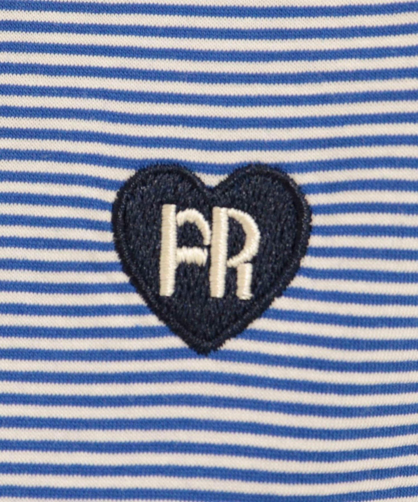 心形FR刺繡 亨利領 T恤