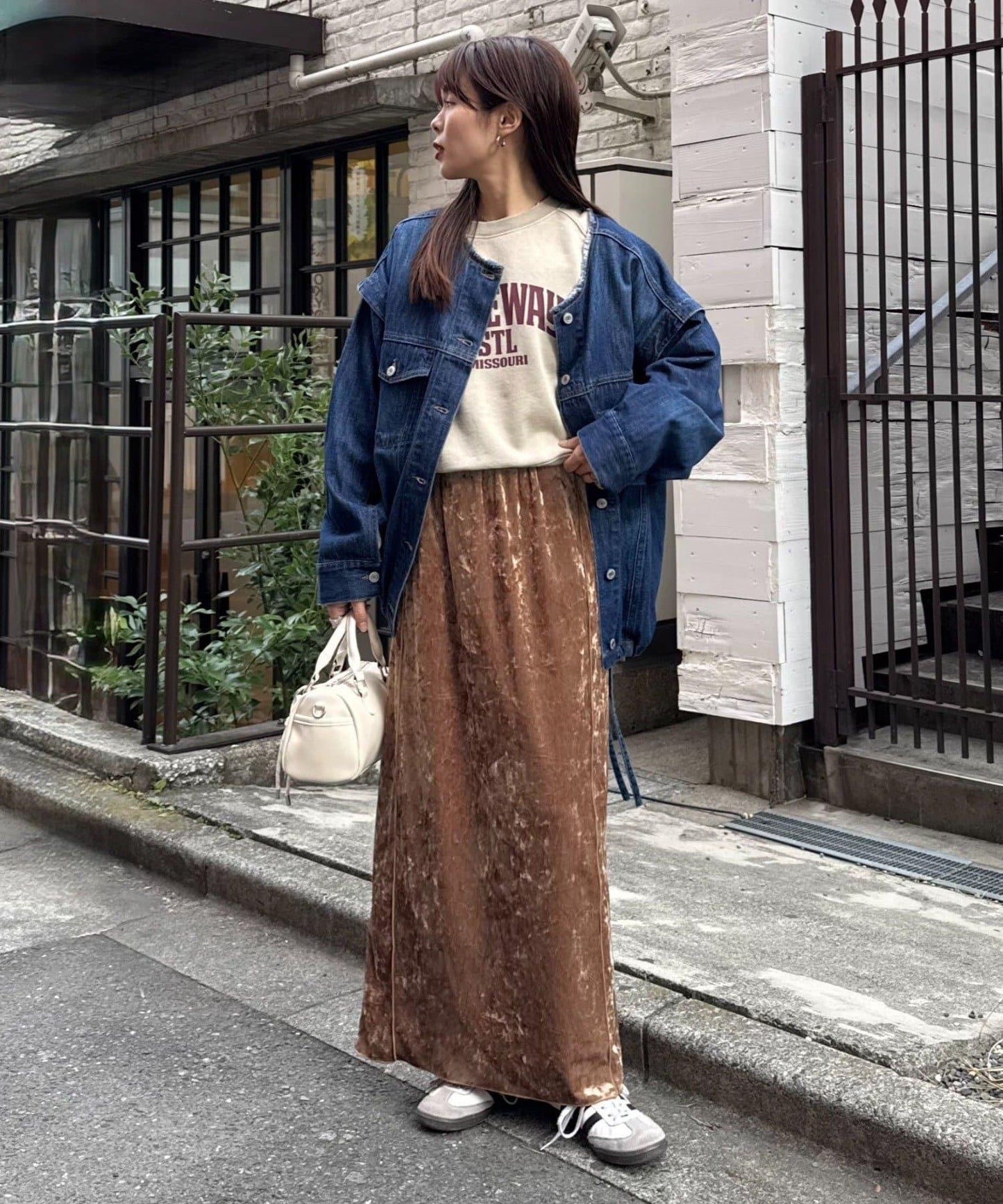 壓皺天鵝絨 生卷邊拼接 半身裙