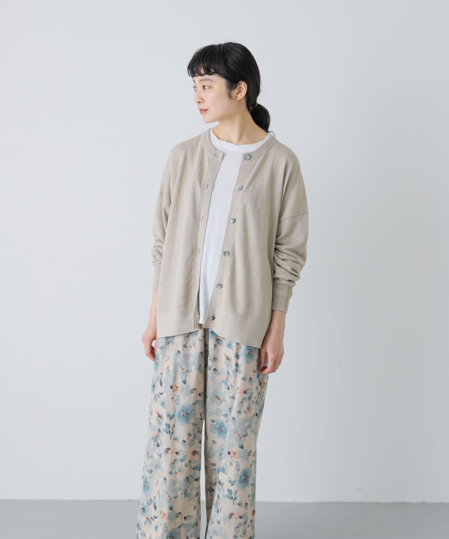 亞麻寬鬆圓領針織開衫