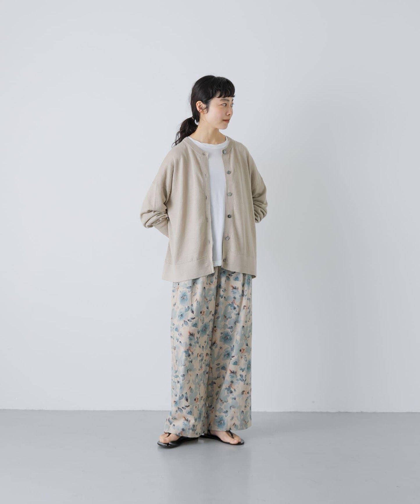 亞麻寬鬆圓領針織開衫