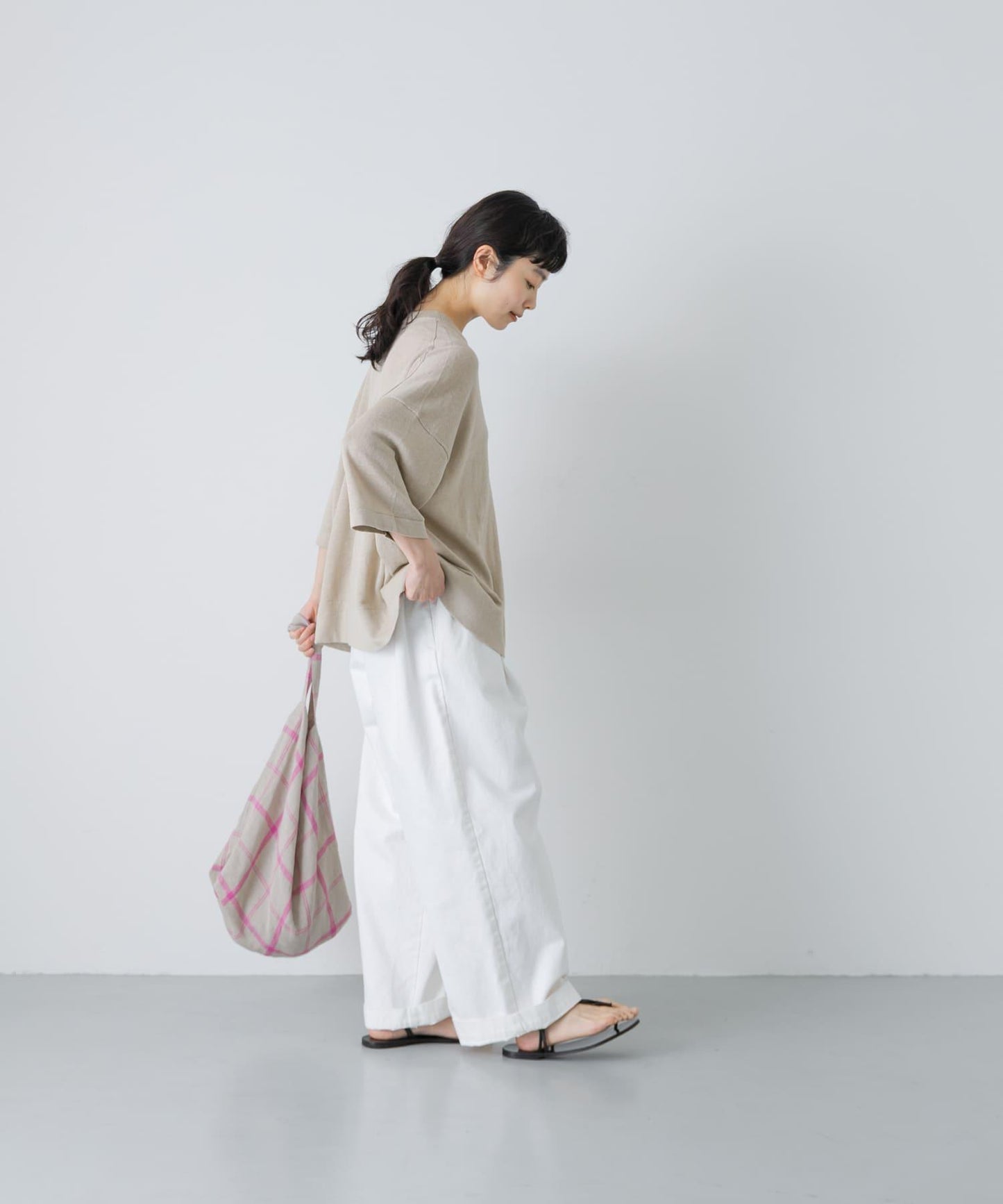 亞麻半袖圓領針織上衣