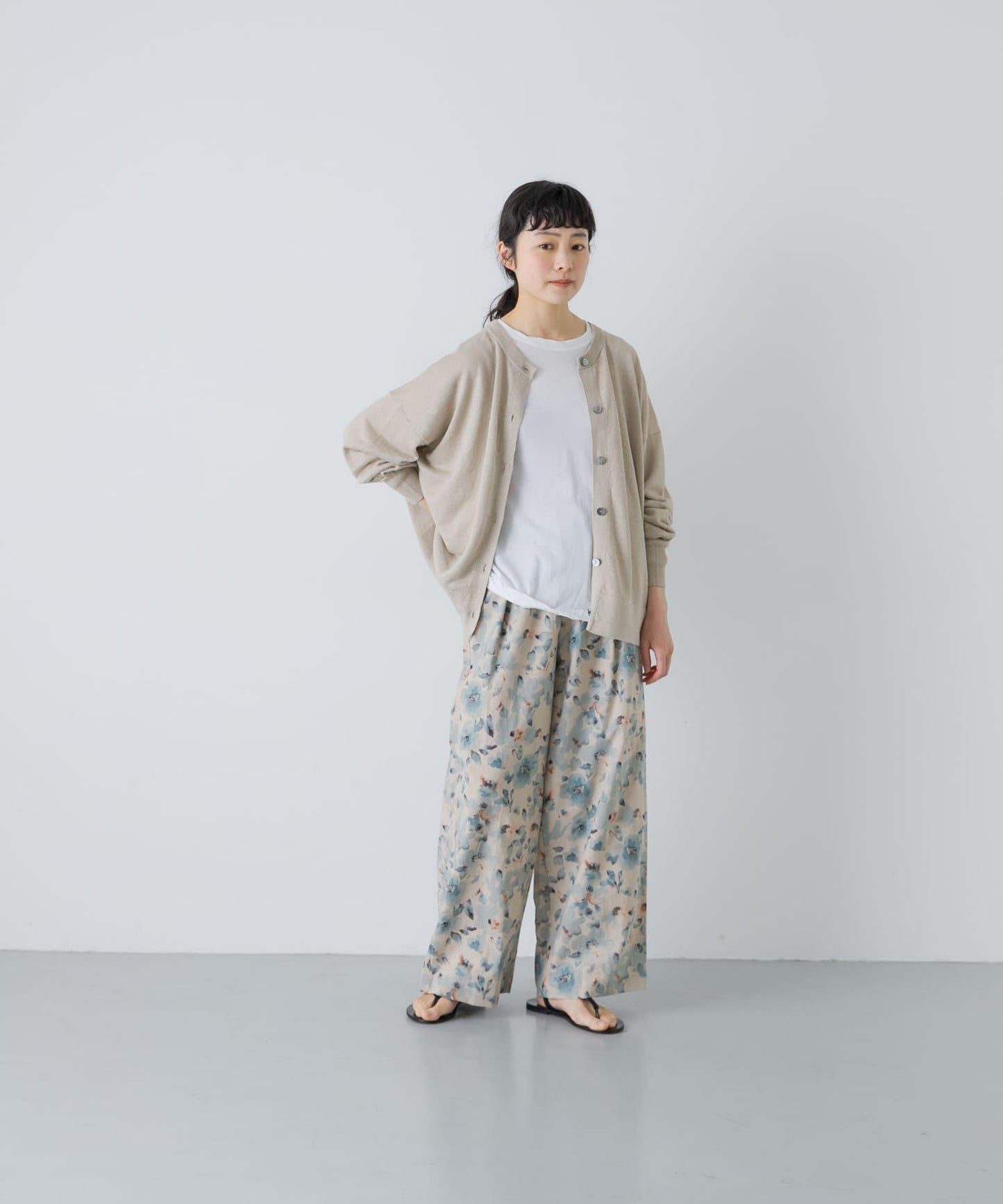 亞麻寬鬆圓領針織開衫
