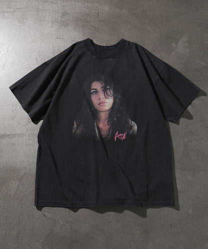 EXCLUSIVE Amy Winehouse エイミー・ワインハウス 圖案圓領T恤