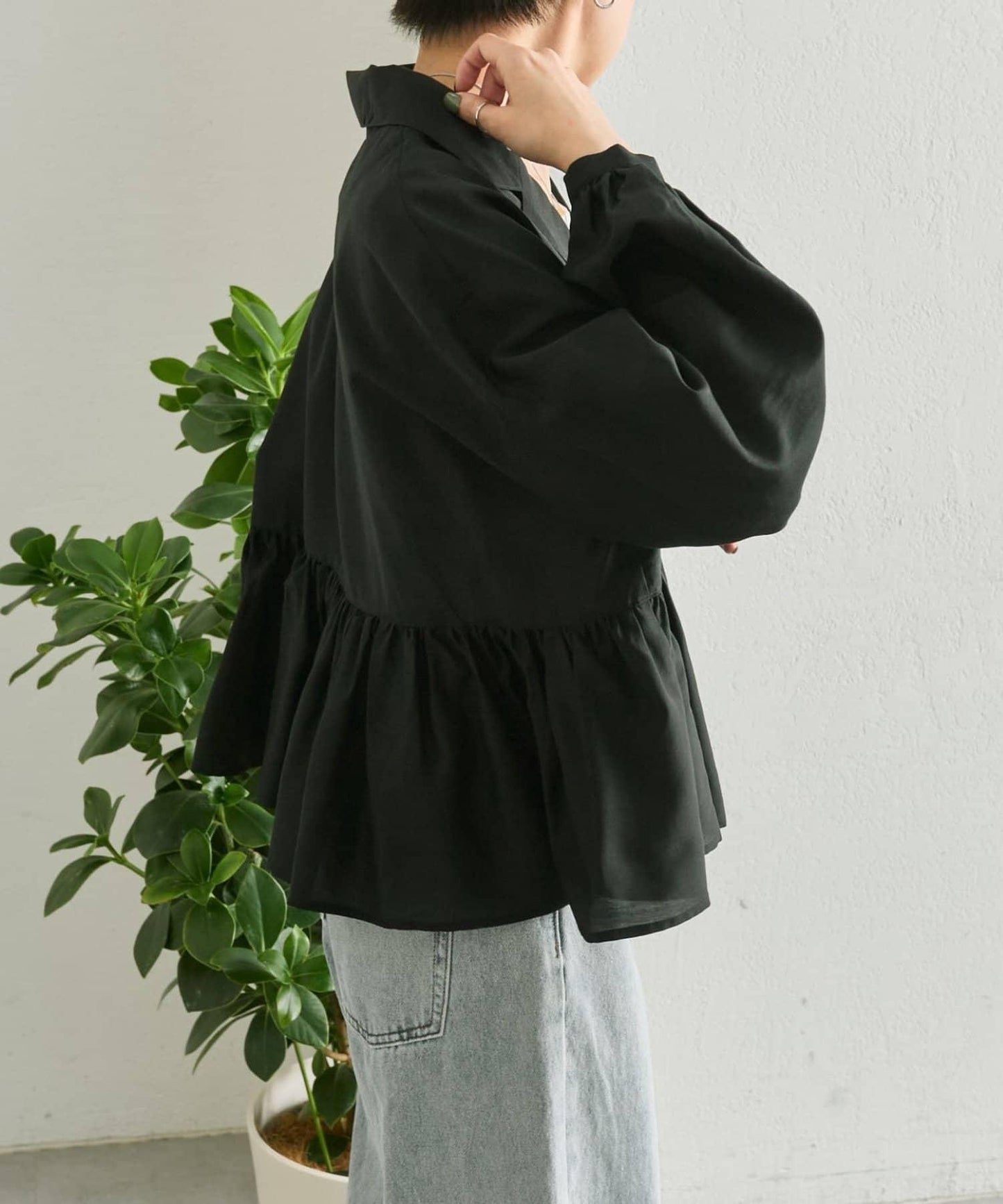 《透け感/ペプラムシルエット》 透視感 荷葉擺廓形 荷葉邊 襯衫式夾克 SUM1 STYLE
