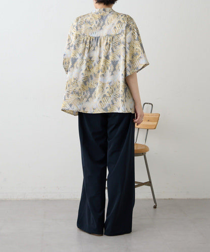 不易起皺輕量 短袖圖案打褶 女襯衫 SUM1 STYLE