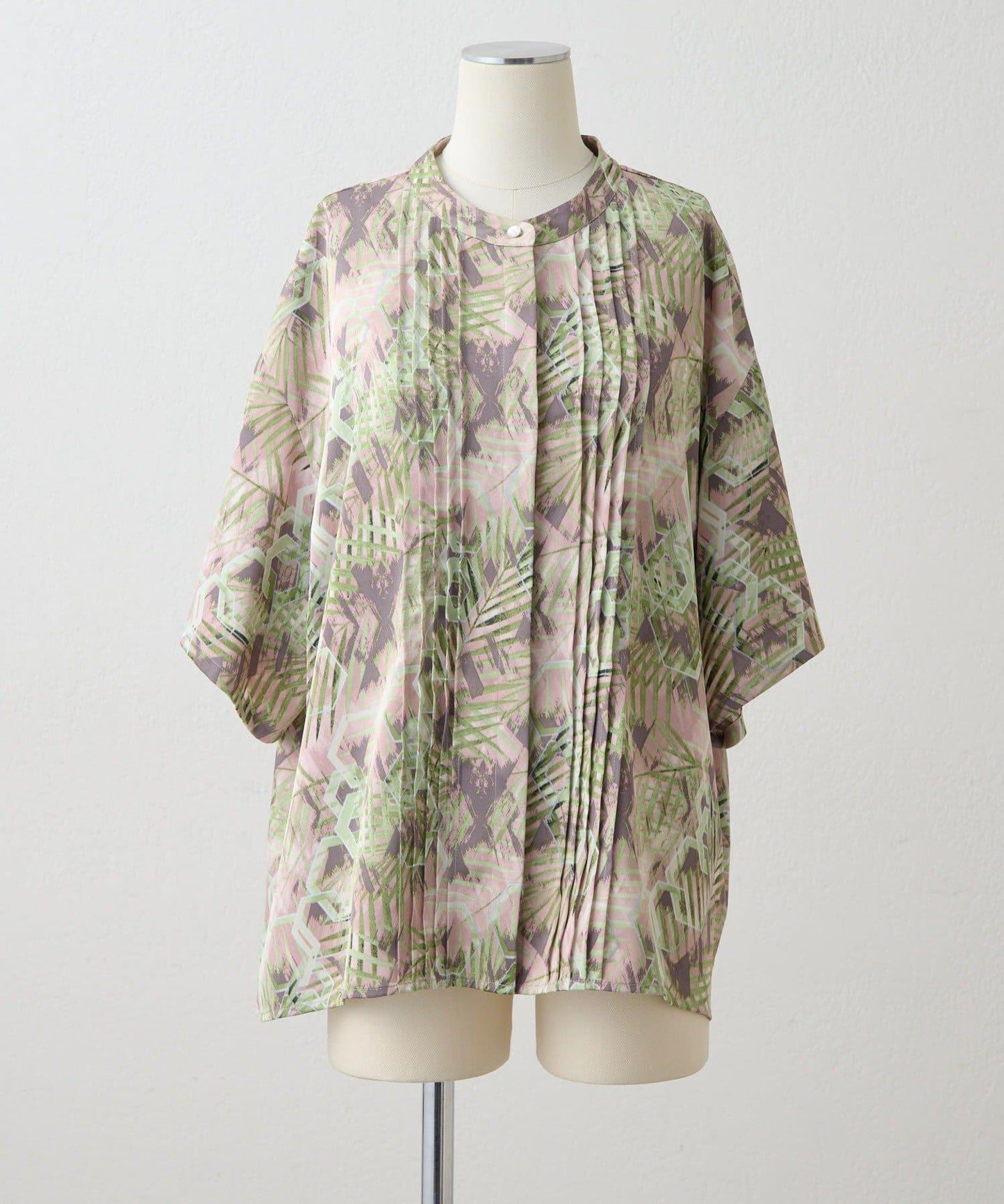 不易起皺輕量 短袖圖案打褶 女襯衫 SUM1 STYLE