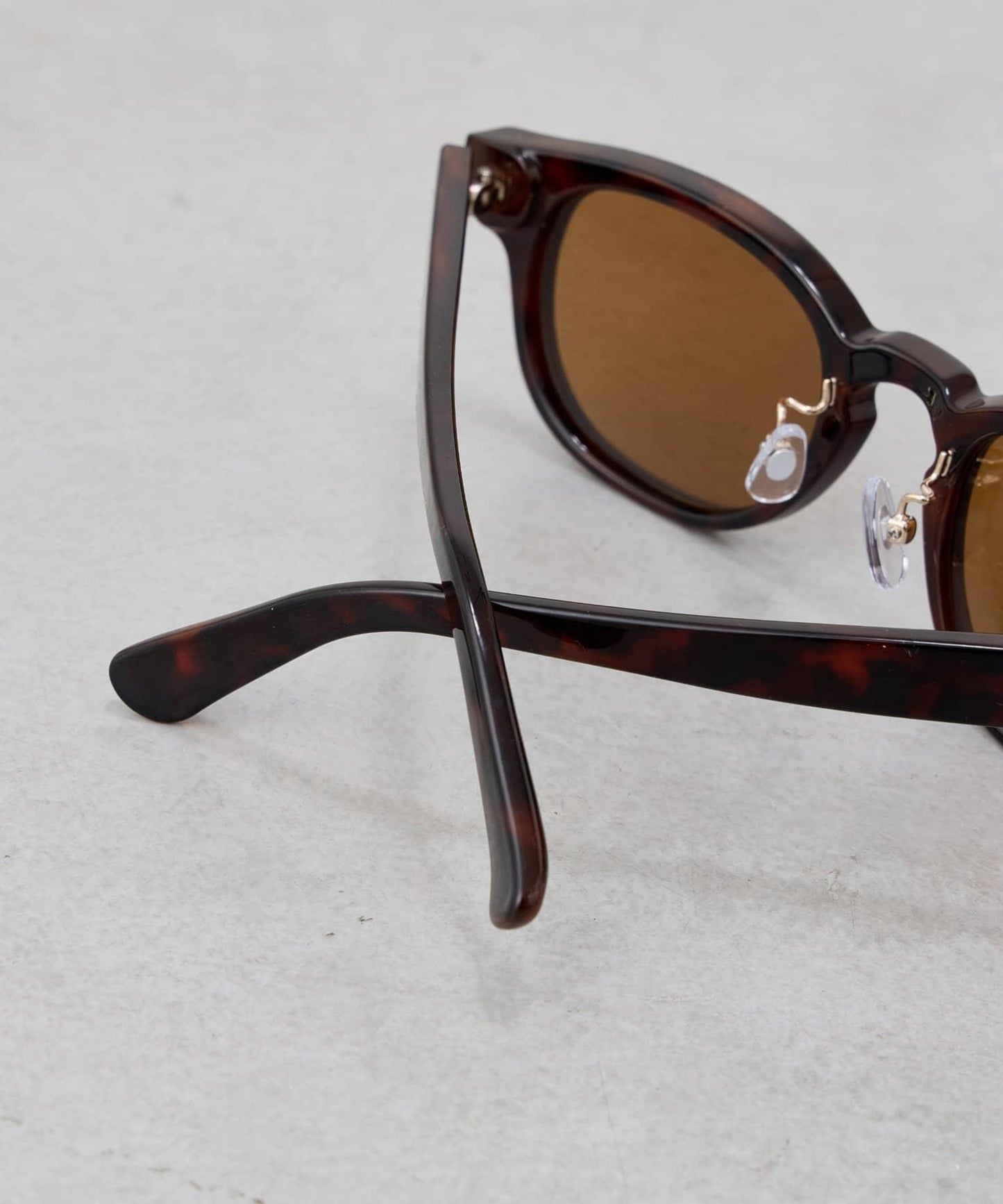 威靈頓框彩色太陽鏡
