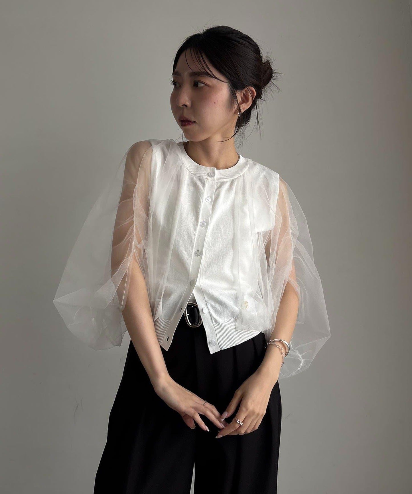 上臂遮蓋 C.L 蕾絲網紗疊搭 無袖針織上衣